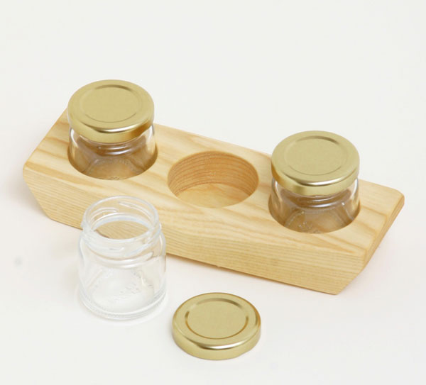 M:\Faktura-Onlineshop\FOTOS SHOP SEDULUS 2017\PÄD. Material für Shop 2017\FOTOS KAUL\Holzartikel\3er Holzhalter.jpg