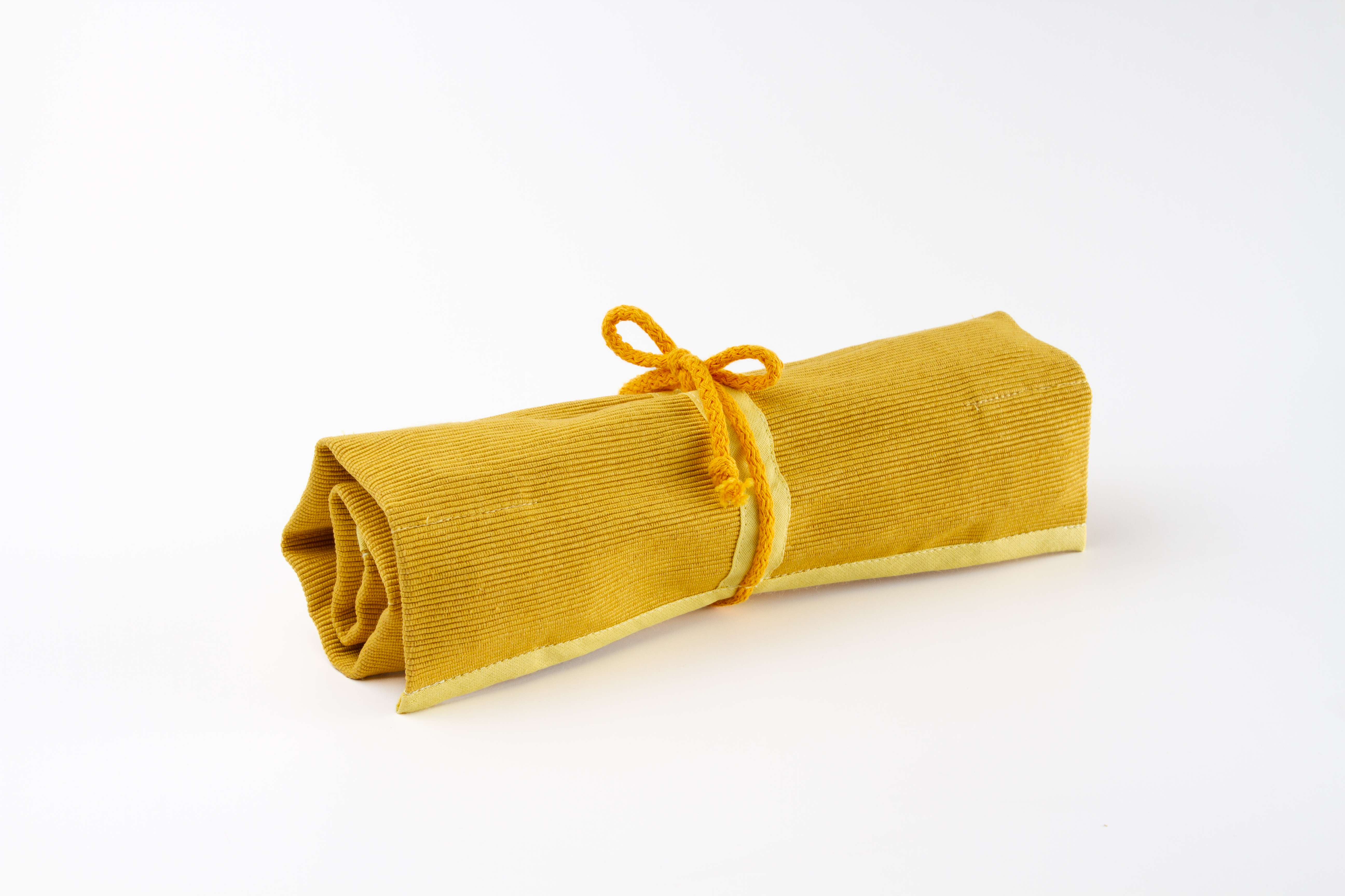 M:\Faktura-Onlineshop\FOTOS SHOP SEDULUS\Mäppchen 2025\gelb geschlossenS (2).jpg